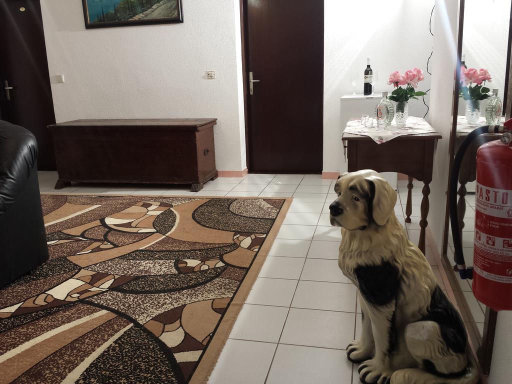 Apartments "Villa Mungos" Sobra מראה חיצוני תמונה