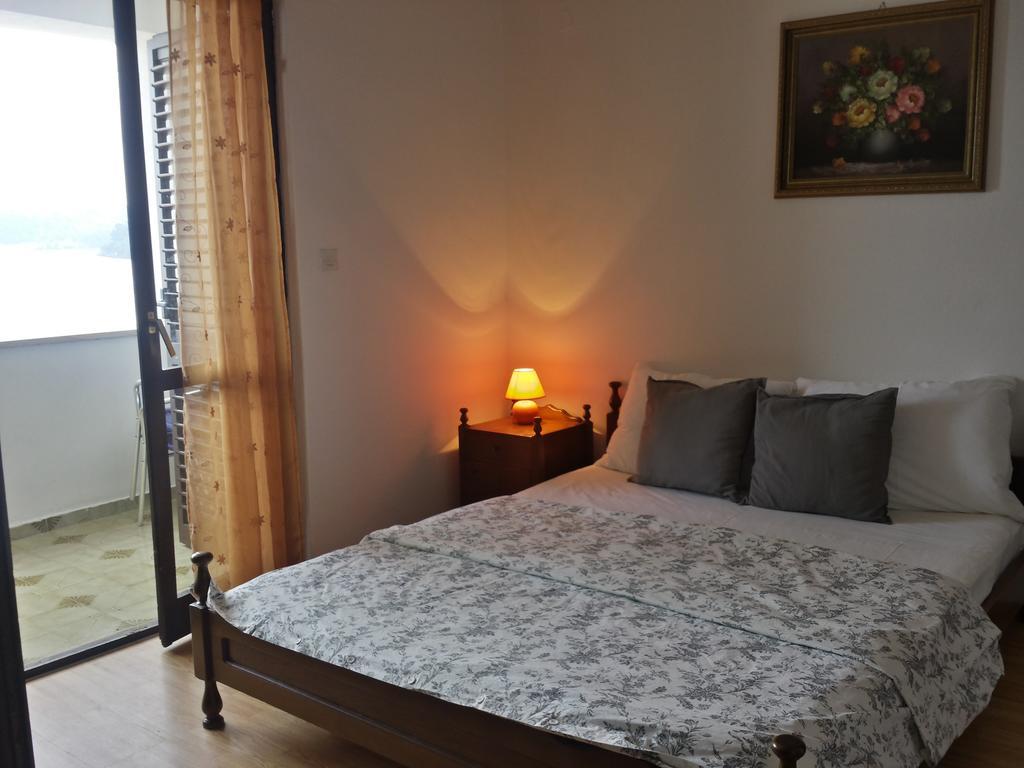 Apartments "Villa Mungos" Sobra מראה חיצוני תמונה