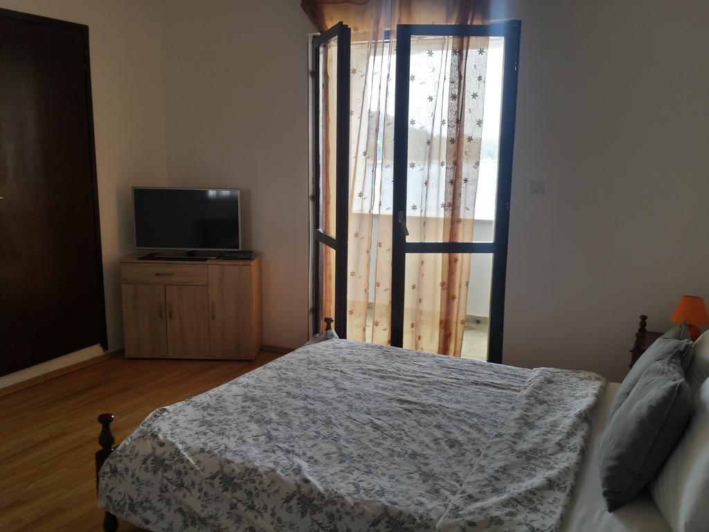 Apartments "Villa Mungos" Sobra מראה חיצוני תמונה