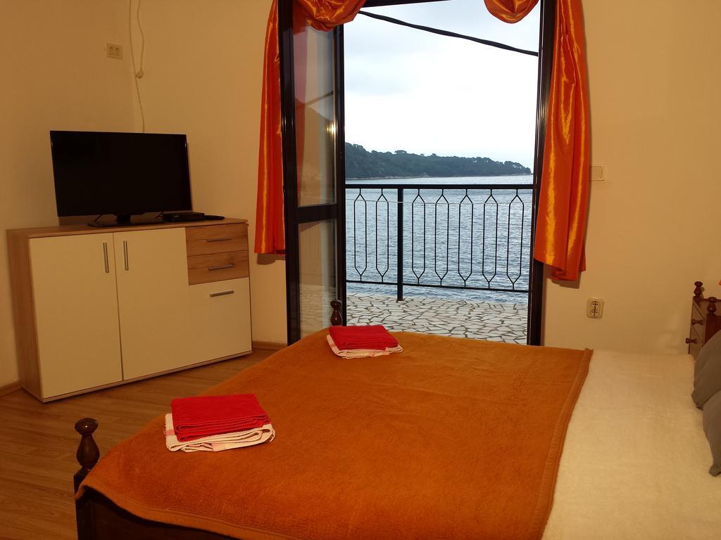 Apartments "Villa Mungos" Sobra מראה חיצוני תמונה